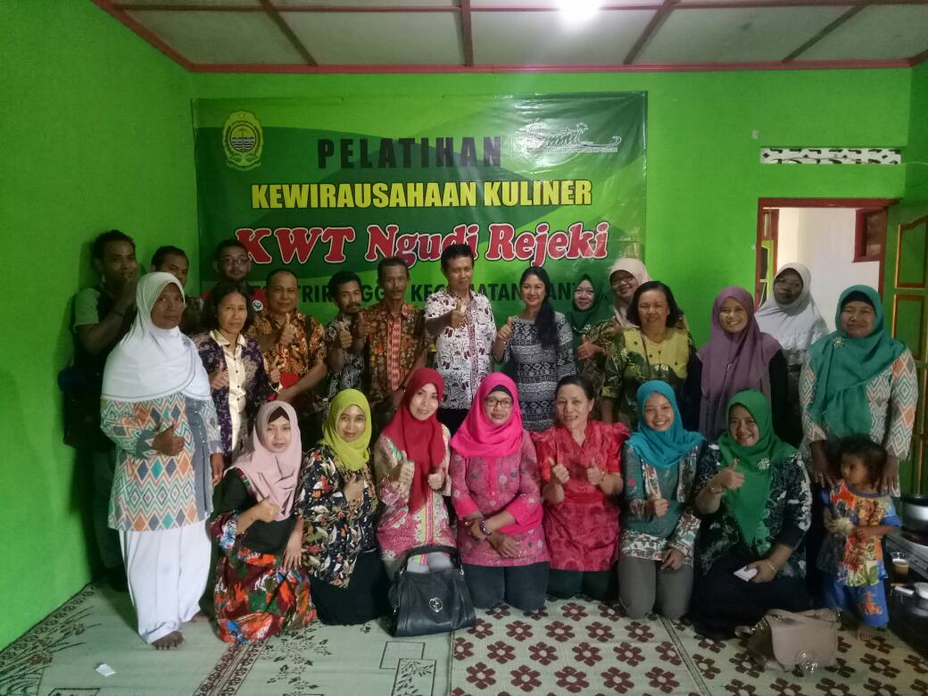 Kecamatan Kapas Lakukan Studi Banding Pengolahan Kelor (Morienga Olefera)