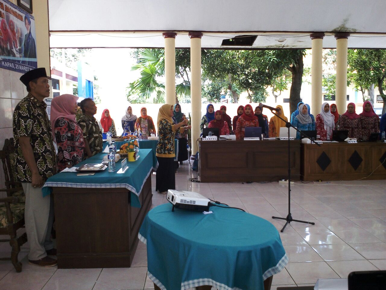 KOORDINATOR DAN ADMIN APLIKASI DATA DAWIS KEC.