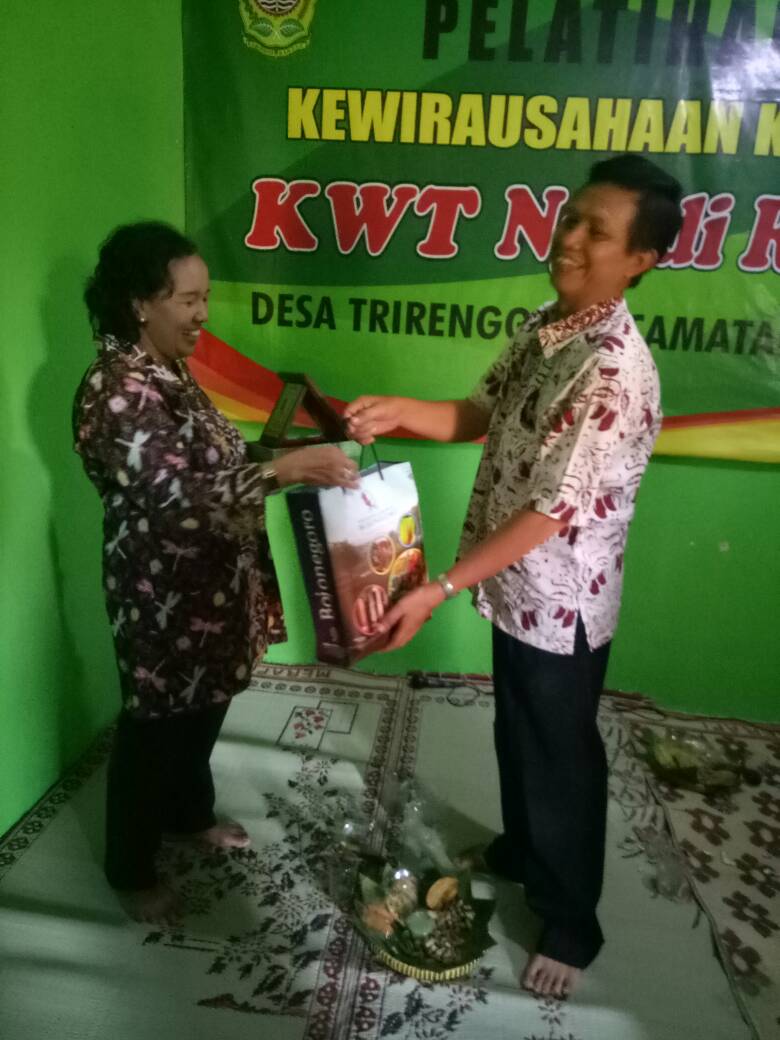 Kec. Kapas Lakukan Studi Banding Pengolahan Kelor