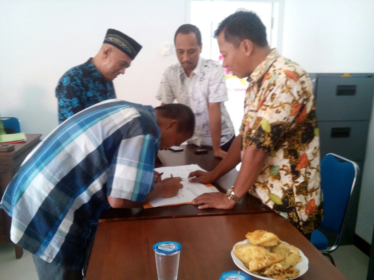 Bantuan Rumah Roboh di Desa Semenpinggir