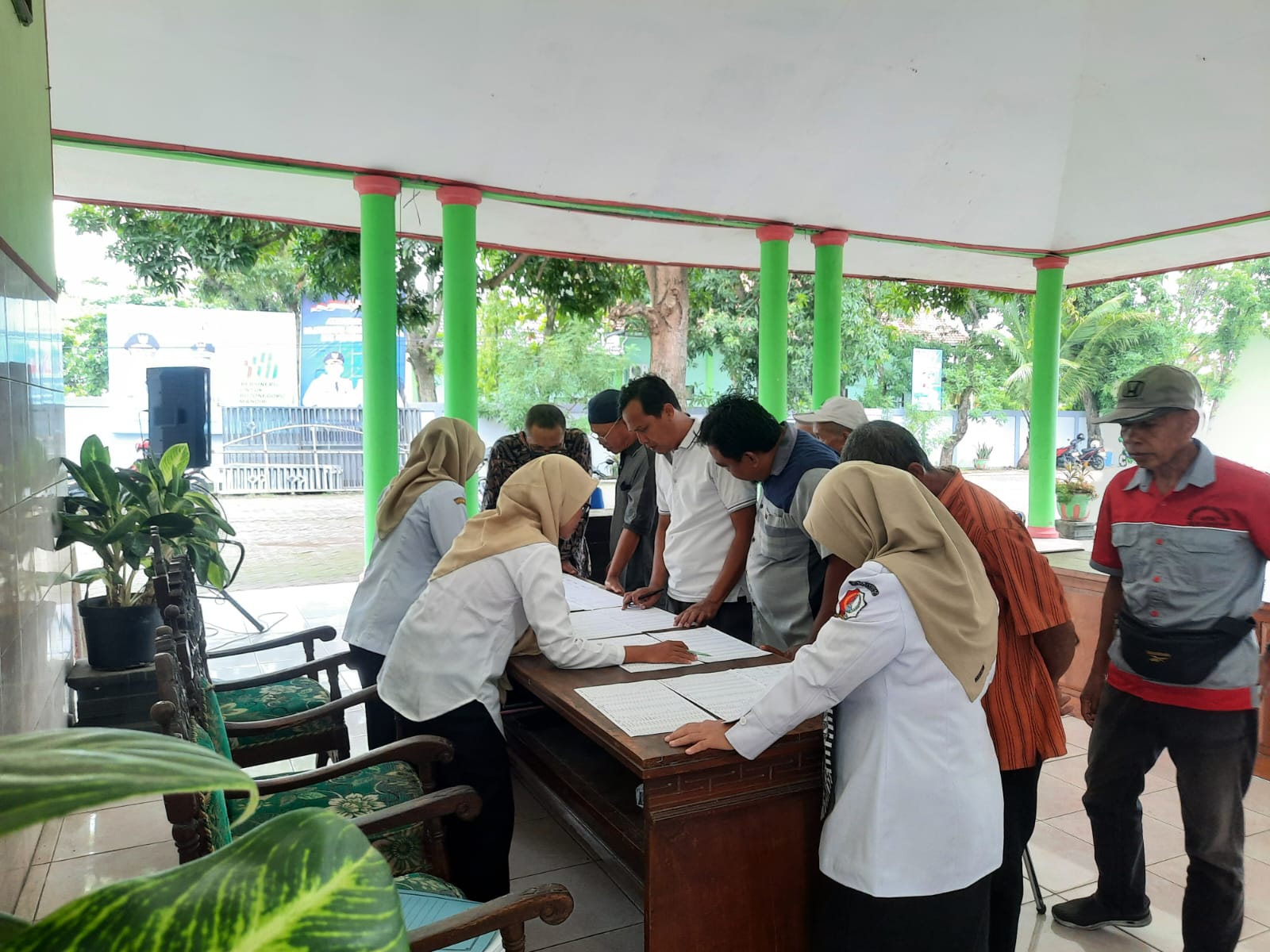 SEKSI KESRA
